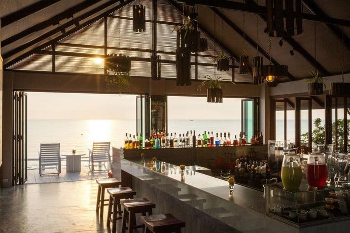 guest friendly hotels in Hua Hin - Let’s Sea Hua Hin Al Fresco Resort - Bar