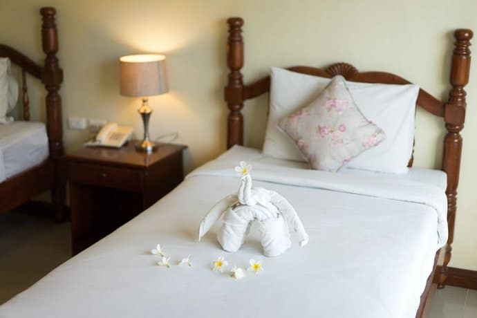 Ao Nang Guest Friendly Hotels - Pranang Flora House Hotel - Bedroom