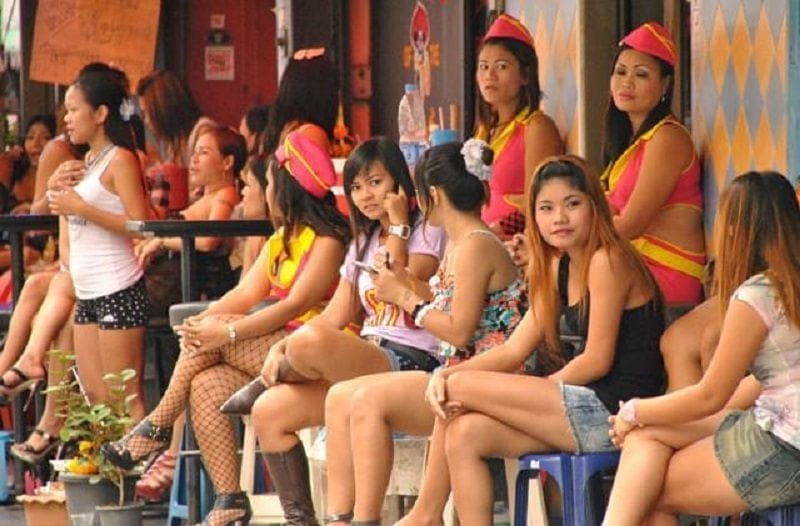 Trusting Your Gut Feeling About Bar Girls - is it thai bar girls legal