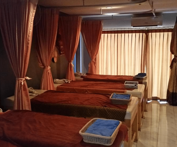 Nemo’s Guesthouse- Massage Area