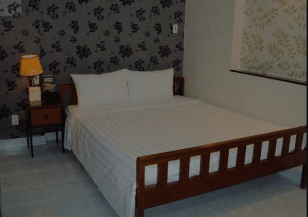 Huong Trinh Hotel-Bedroom
